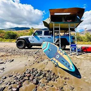 Aloha Glamp's Maui Rooftop Adventure Luxury tent